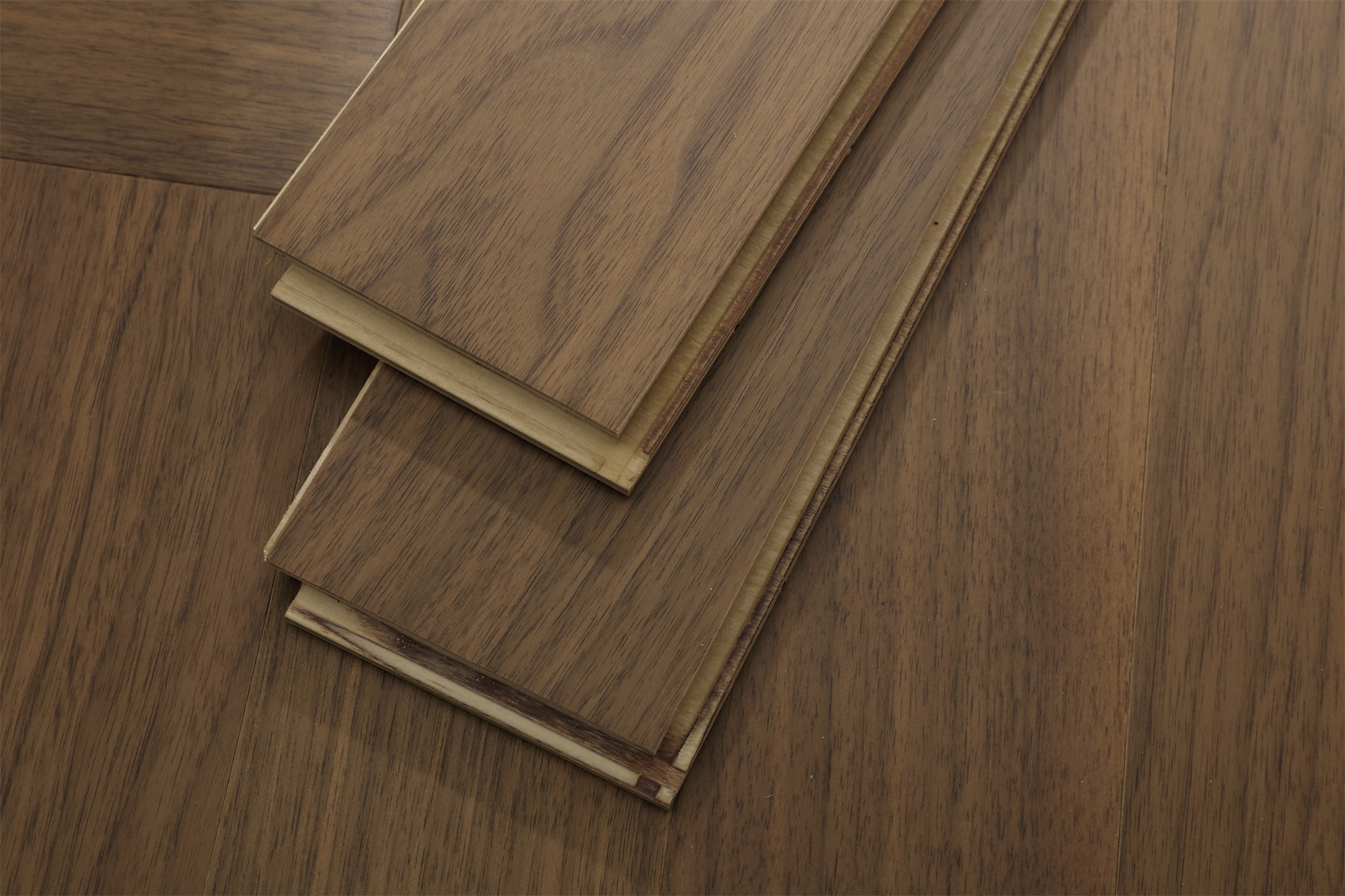 JN-HAB06-60R510-黑胡桃浅柚木色